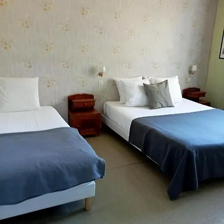 Hotell L'auberge De Lugos