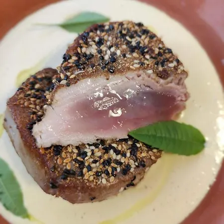 Hotell L'auberge De Lugos