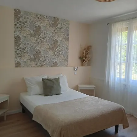 L'auberge De Hotell Lugos