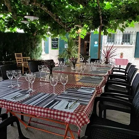 L'auberge De Lugos
