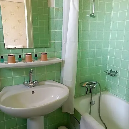 L'auberge De Ξενοδοχείο Lugos