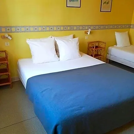 Hotel L'auberge De 3*