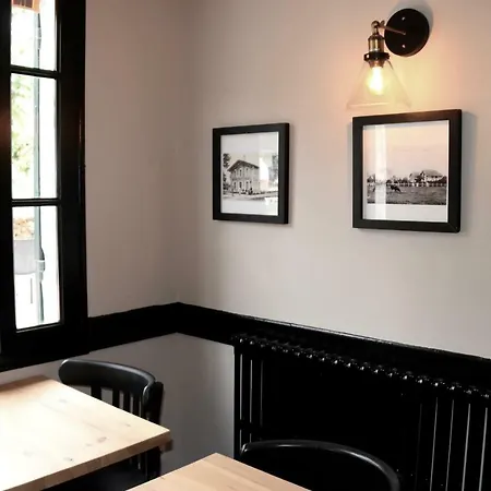 Hotell L'auberge De Lugos