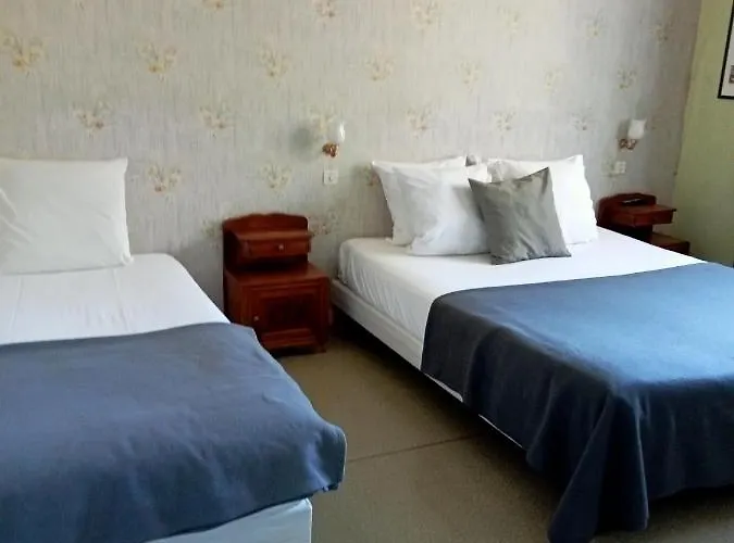 מלון L'auberge De Lugos